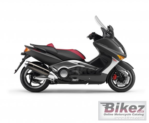 2006 yamaha black max photo